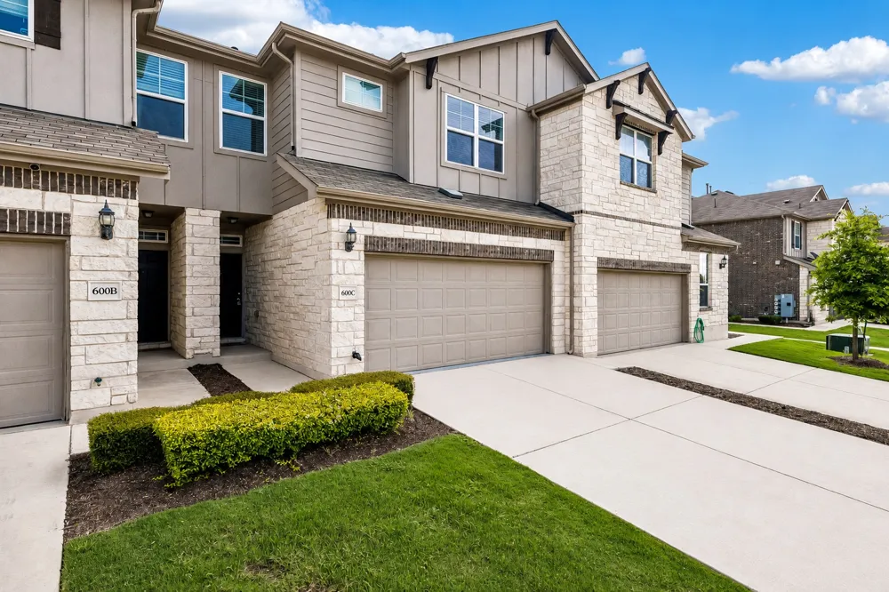 600 PEARLY EYE DRIVE #C Pflugerville, TX 78660