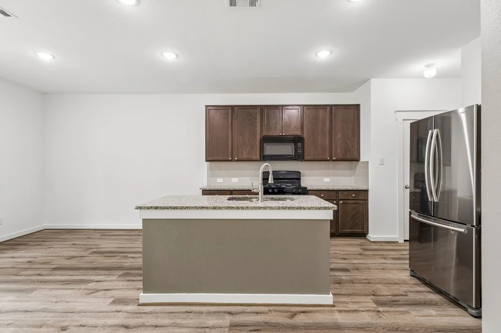 600 PEARLY EYE DRIVE #C Pflugerville, TX 78660
