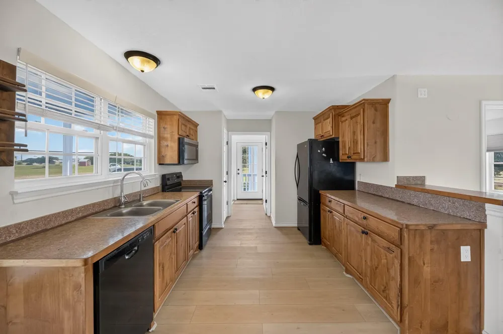 570 Stovall Drive Palacios, TX 77465