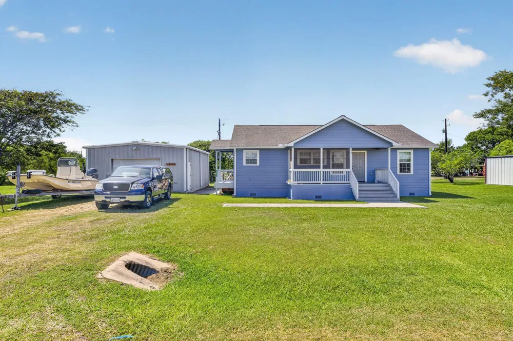 570 Stovall Drive Palacios, TX 77465