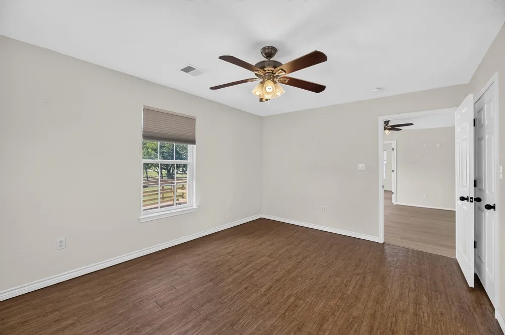 570 Stovall Drive Palacios, TX 77465