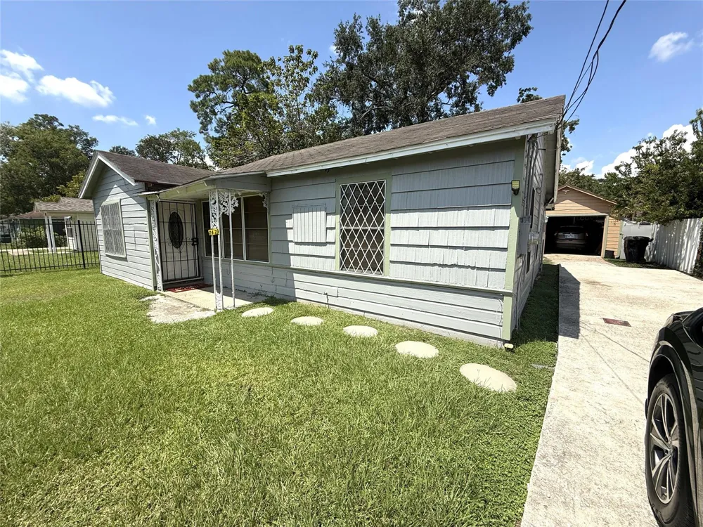 8429 Flintridge North Houston, TX 77028