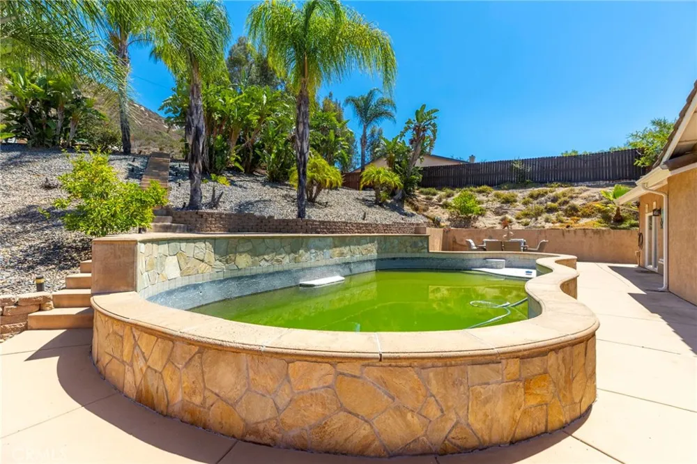 24384 Rutherford Ramona, CA 92065
