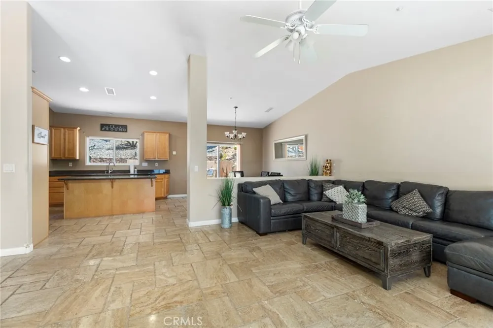 24384 Rutherford Ramona, CA 92065