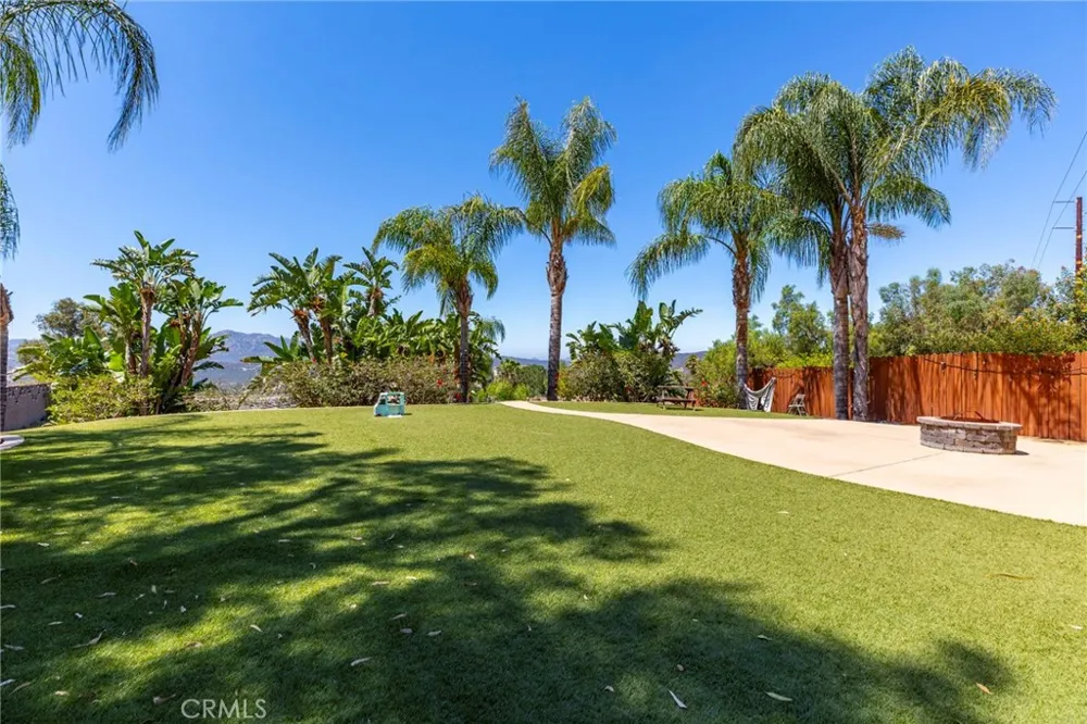 24384 Rutherford Ramona, CA 92065