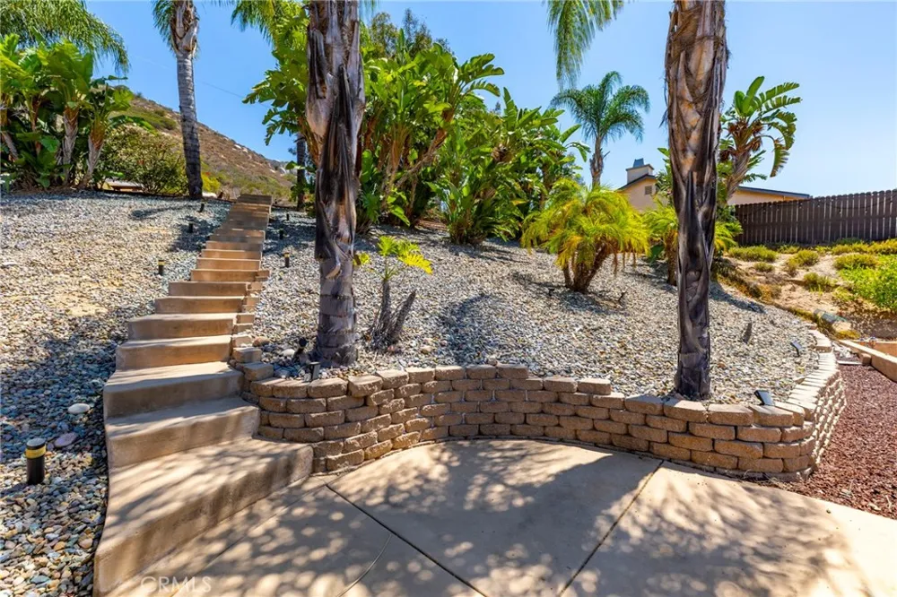 24384 Rutherford Ramona, CA 92065