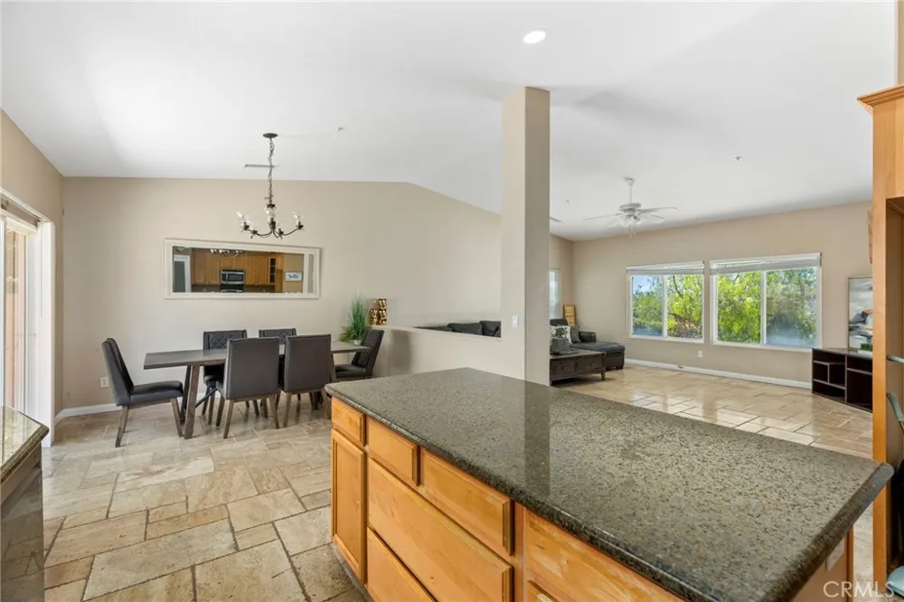 24384 Rutherford Ramona, CA 92065
