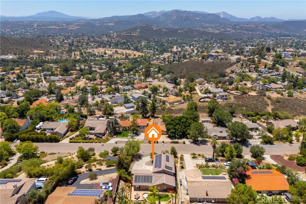 24384 Rutherford Ramona, CA 92065