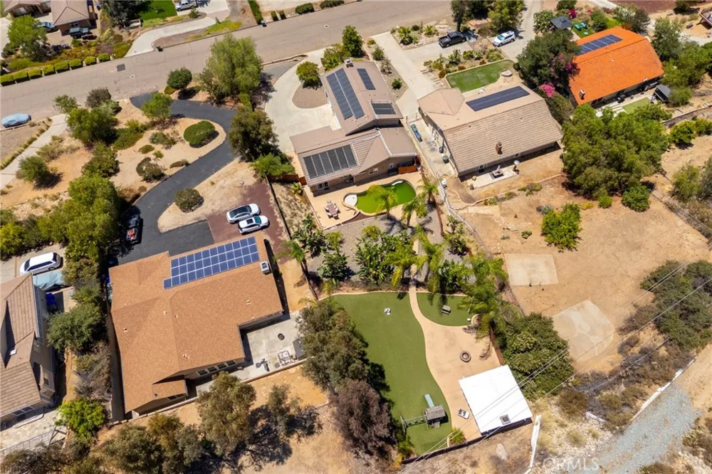 24384 Rutherford Ramona, CA 92065
