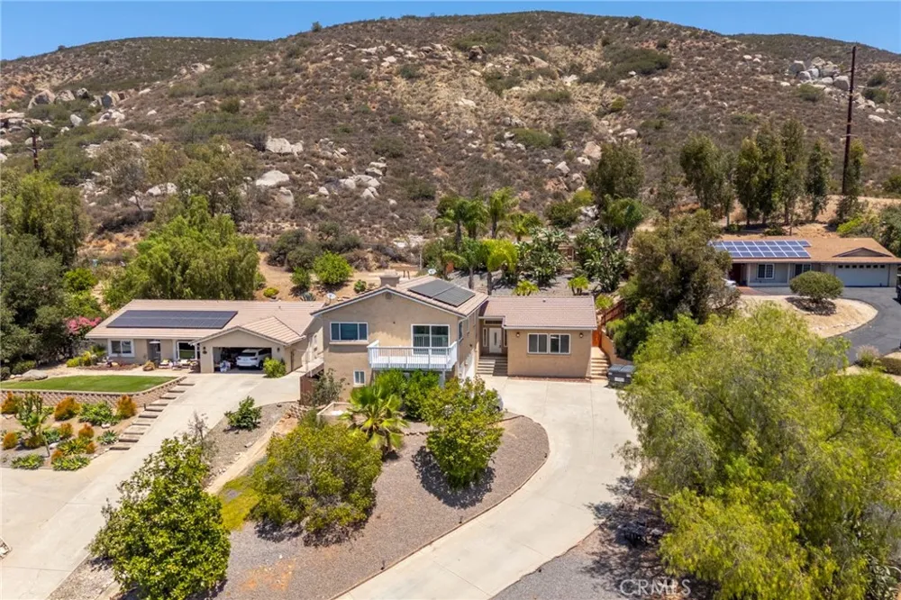 24384 Rutherford Ramona, CA 92065