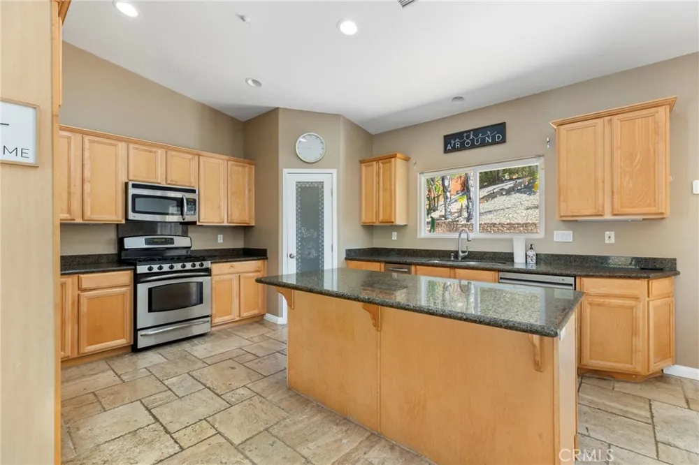 24384 Rutherford Ramona, CA 92065