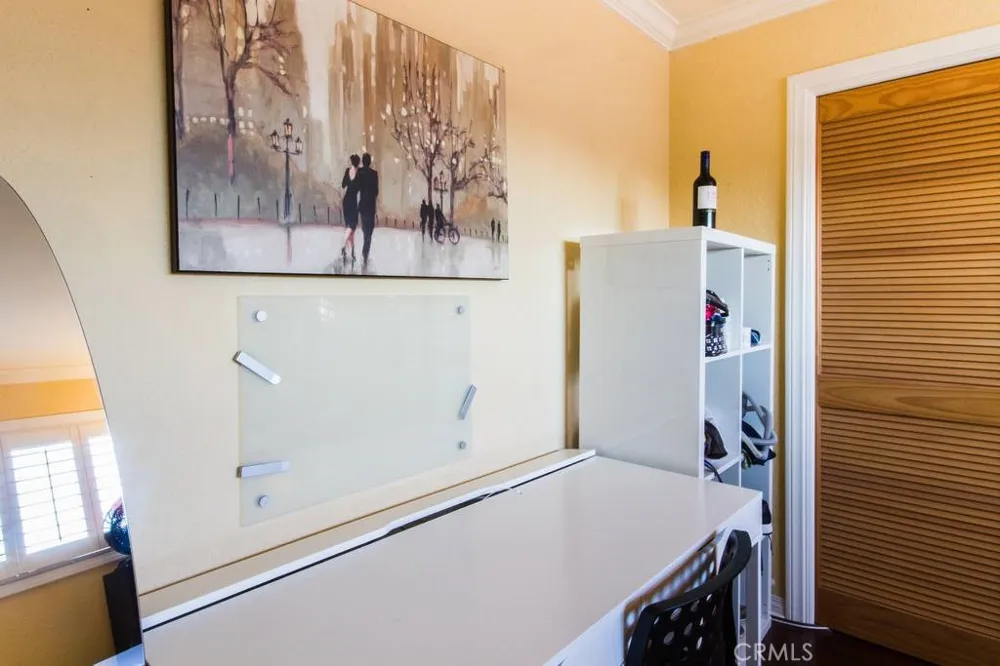 990 Trabuco Costa Mesa, CA 92627