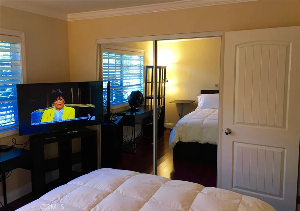 990 Trabuco Costa Mesa, CA 92627