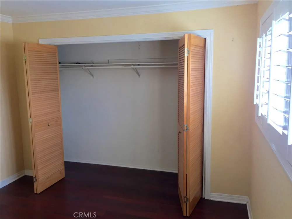 990 Trabuco Costa Mesa, CA 92627