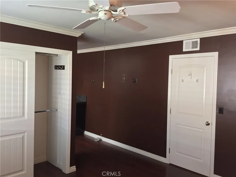 990 Trabuco Costa Mesa, CA 92627