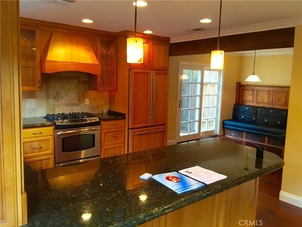 990 Trabuco Costa Mesa, CA 92627