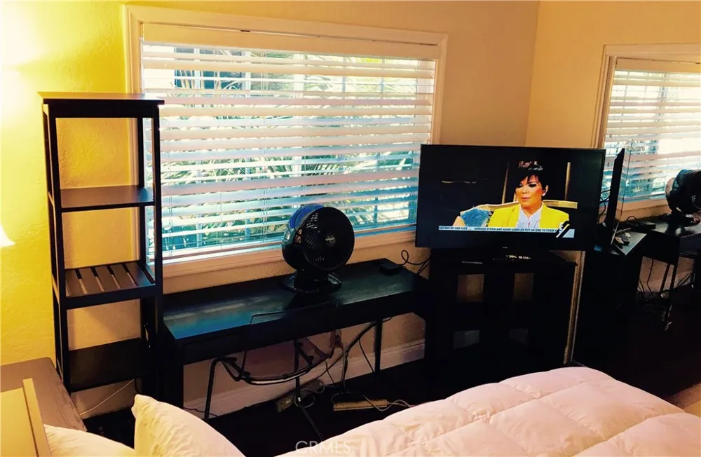 990 Trabuco Costa Mesa, CA 92627