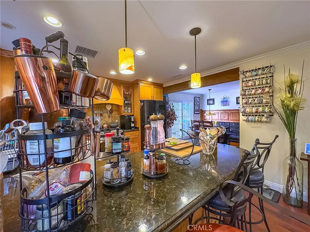990 Trabuco Costa Mesa, CA 92627