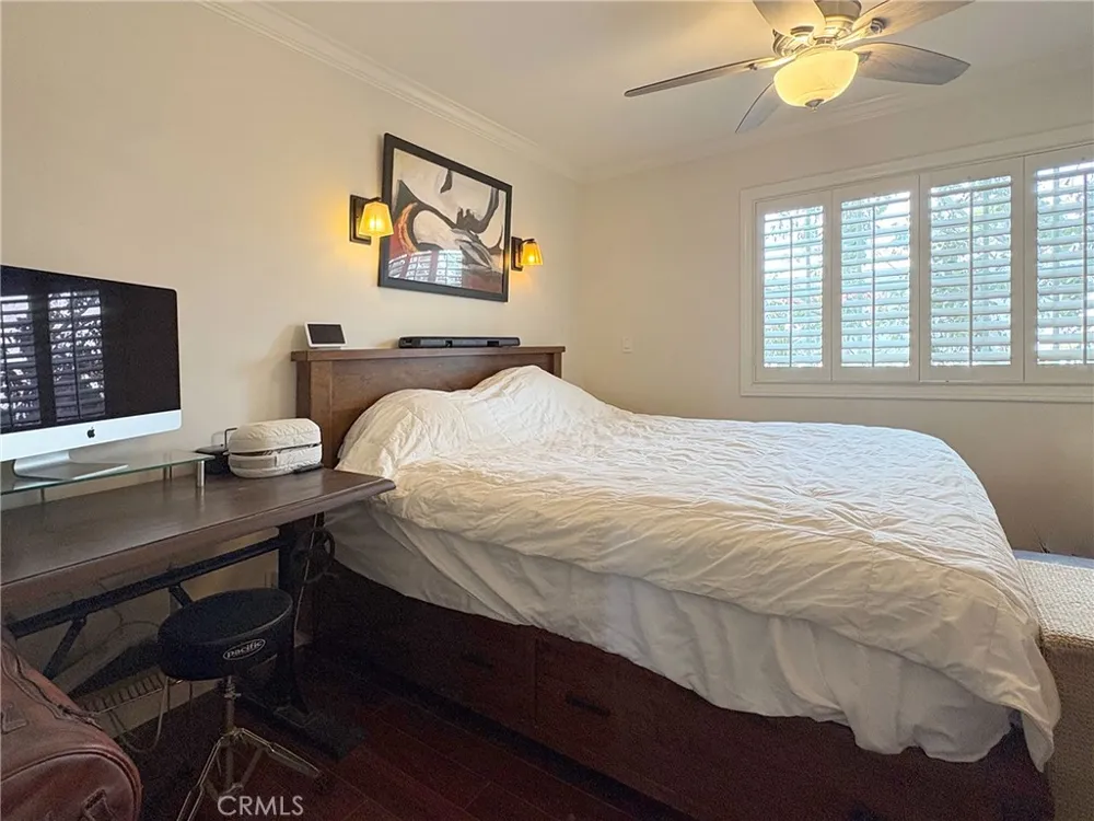 990 Trabuco Costa Mesa, CA 92627