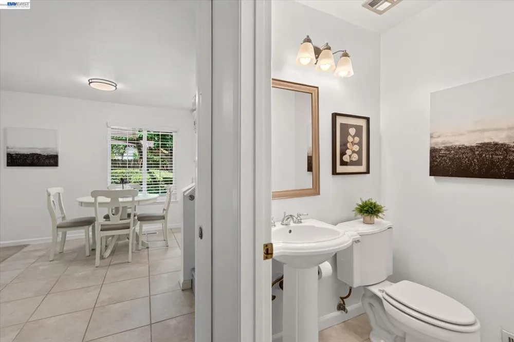 3454 Cumberland Gap Ct Pleasanton, CA 94588