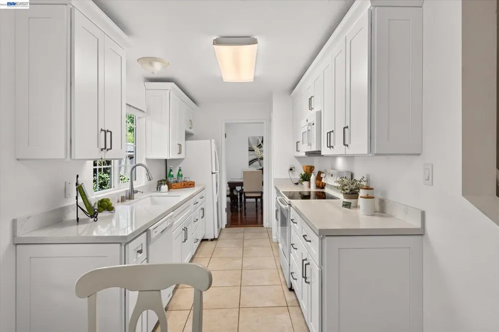 3454 Cumberland Gap Ct Pleasanton, CA 94588