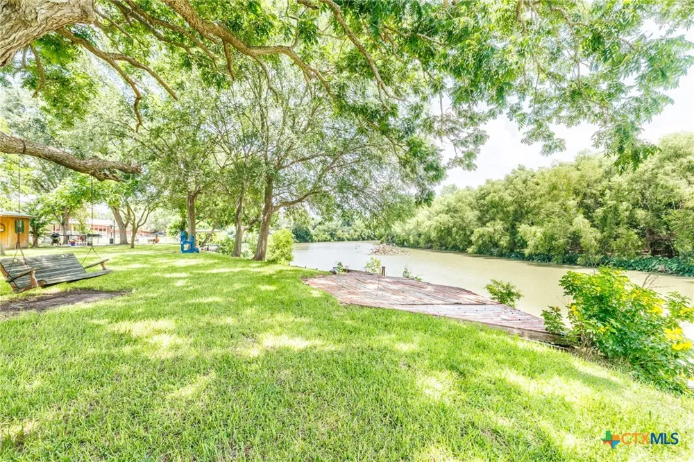22 Goodwin (Road) Lane Gonzales, TX 78629