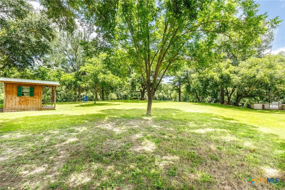 22 Goodwin (Road) Lane Gonzales, TX 78629