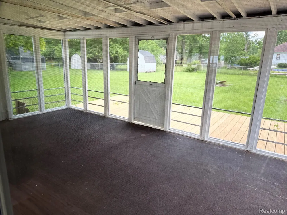 5347 Mapletree Drive Flint Charter Township, MI 48532