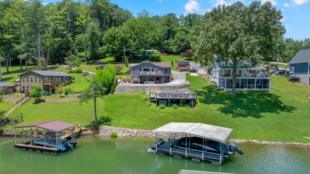 814 Shasteen Hollow Rd Lynchburg, TN 37352