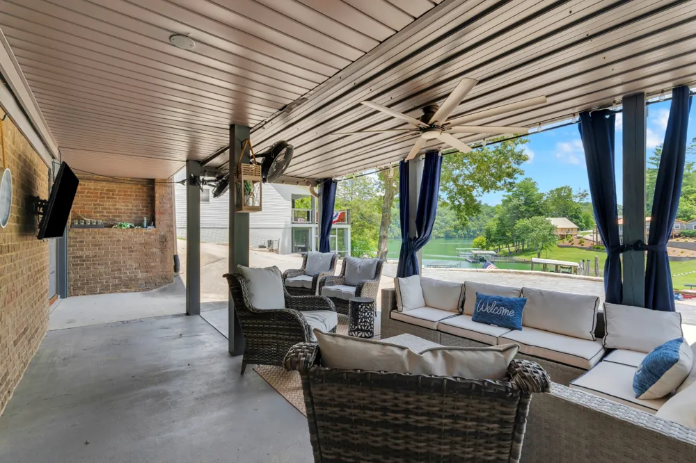 814 Shasteen Hollow Rd Lynchburg, TN 37352