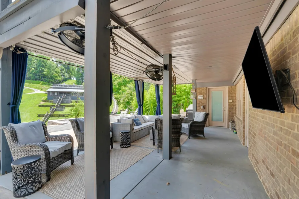814 Shasteen Hollow Rd Lynchburg, TN 37352