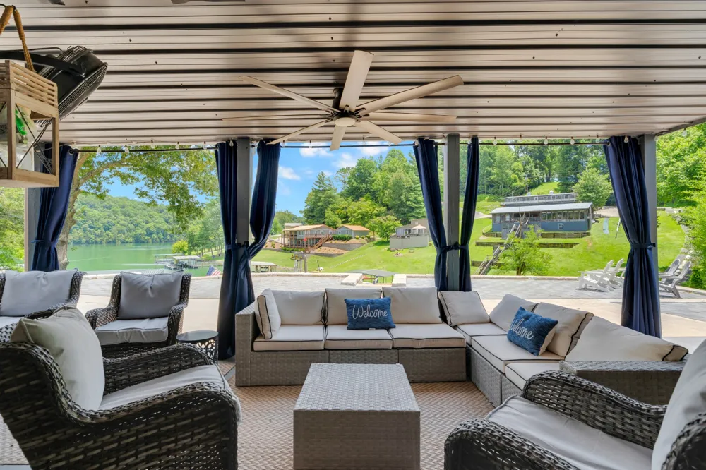 814 Shasteen Hollow Rd Lynchburg, TN 37352
