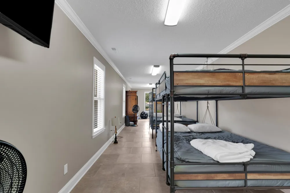 814 Shasteen Hollow Rd Lynchburg, TN 37352
