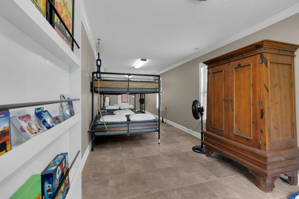 814 Shasteen Hollow Rd Lynchburg, TN 37352