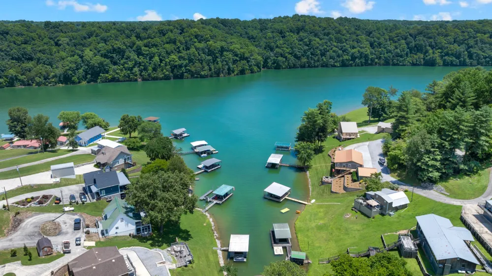 814 Shasteen Hollow Rd Lynchburg, TN 37352