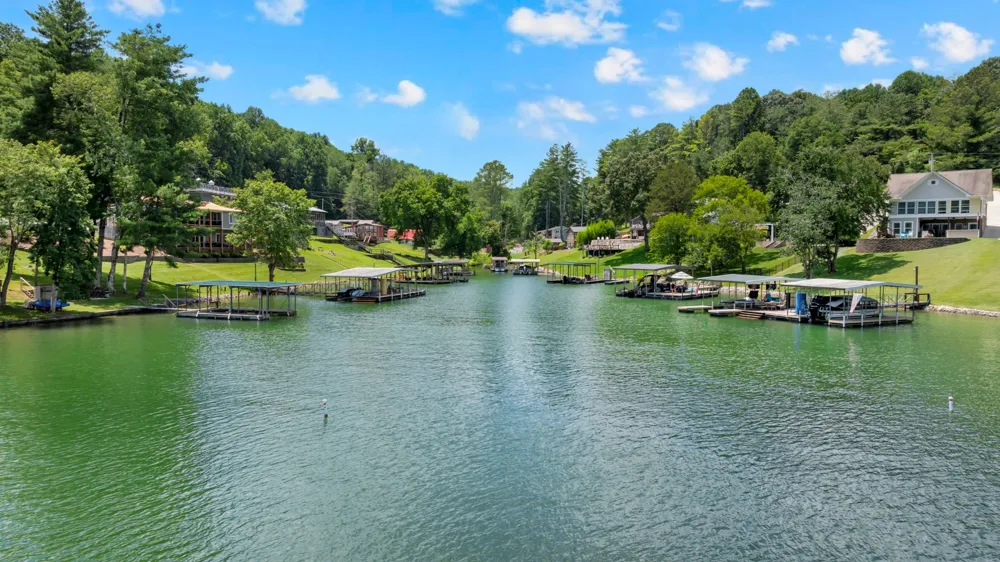 814 Shasteen Hollow Rd Lynchburg, TN 37352