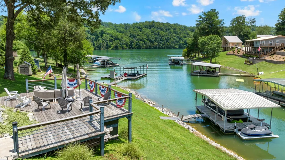 814 Shasteen Hollow Rd Lynchburg, TN 37352