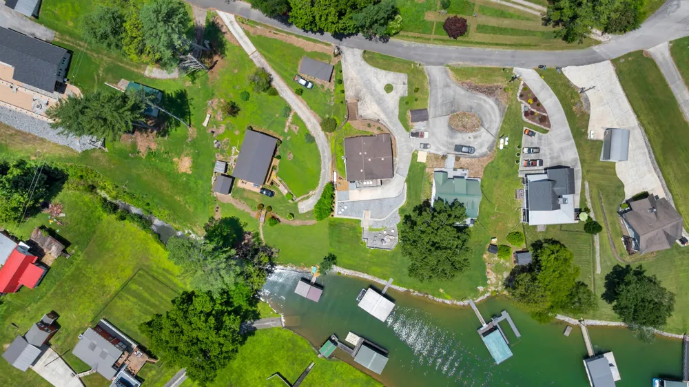 814 Shasteen Hollow Rd Lynchburg, TN 37352