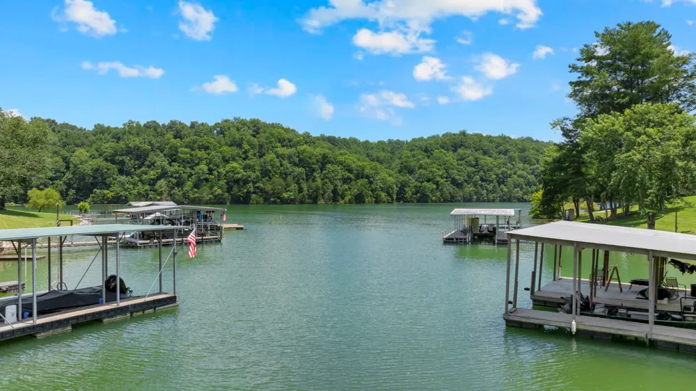 814 Shasteen Hollow Rd Lynchburg, TN 37352