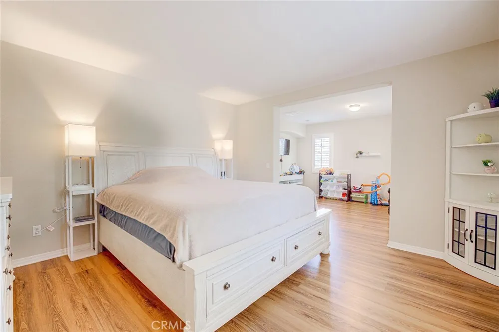 657 Garden Avenue Pomona, CA 91767