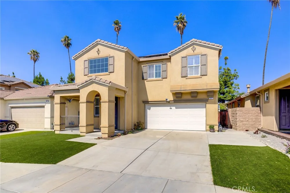 657 Garden Avenue Pomona, CA 91767
