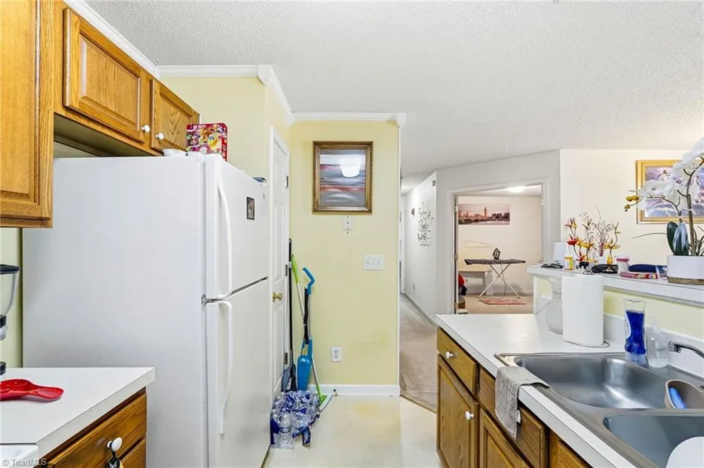 6117 Hedgecock Circle #2D High Point, NC 27265