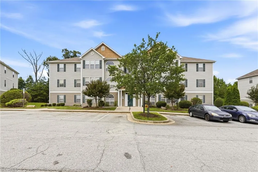 6117 Hedgecock Circle #2D High Point, NC 27265
