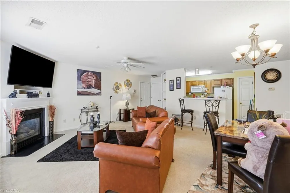 6117 Hedgecock Circle #2D High Point, NC 27265