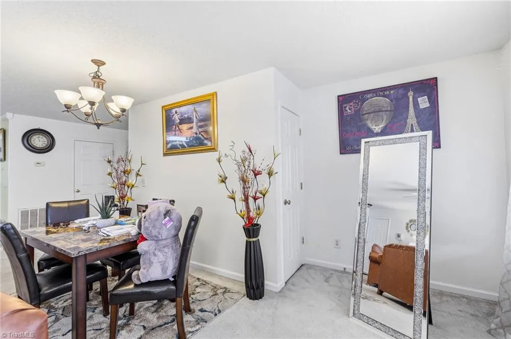 6117 Hedgecock Circle #2D High Point, NC 27265