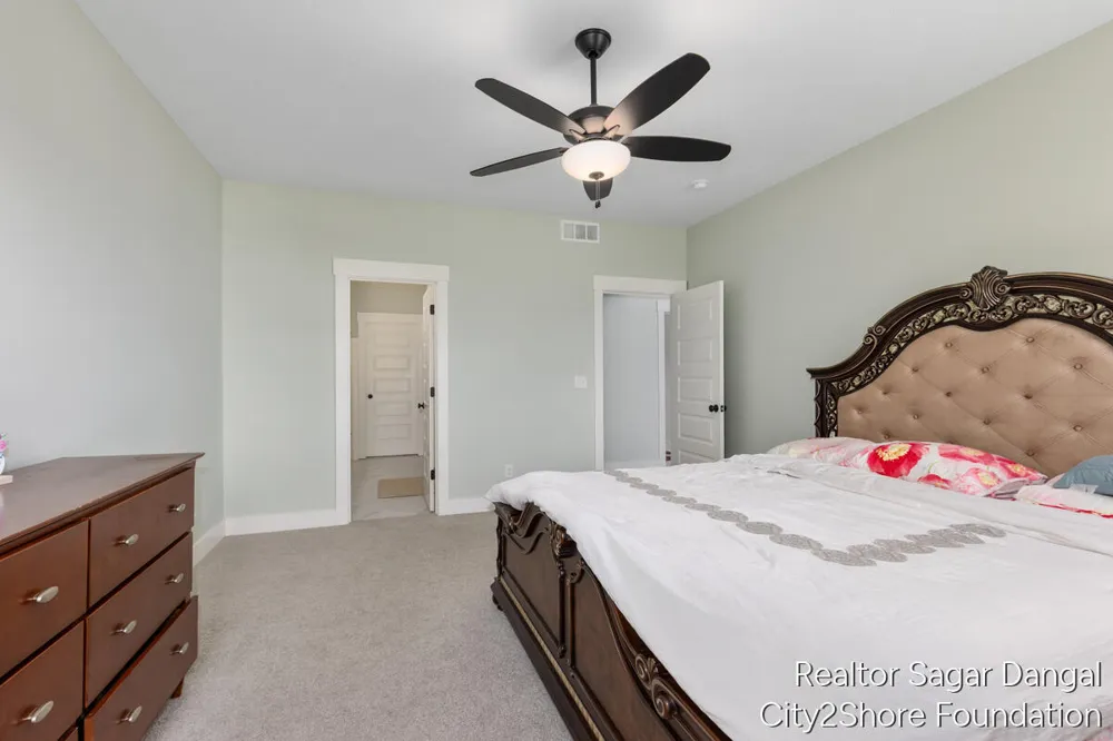 5961 Claymont Court SE Caledonia Township, MI 49316