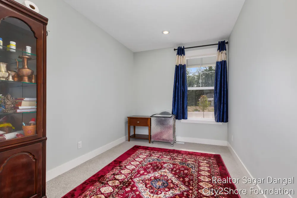 5961 Claymont Court SE Caledonia Township, MI 49316