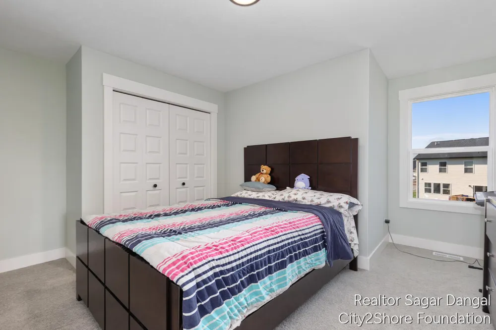 5961 Claymont Court SE Caledonia Township, MI 49316