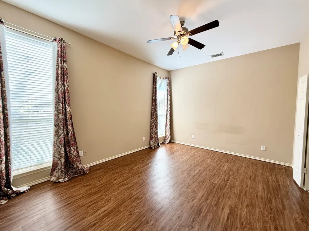 8902 Bayshore Lane Rowlett, TX 75088