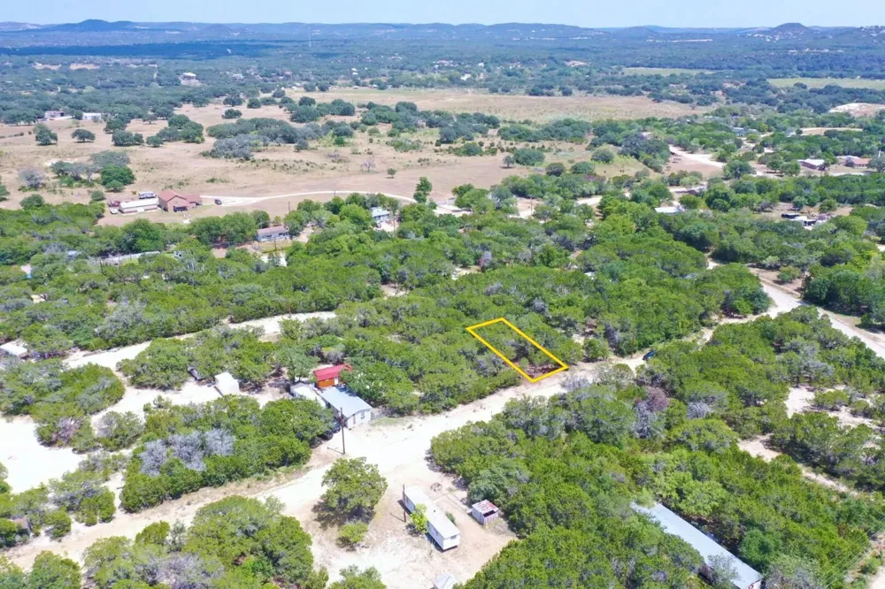 162 Wyatt Earp Drive Bandera, TX 78003